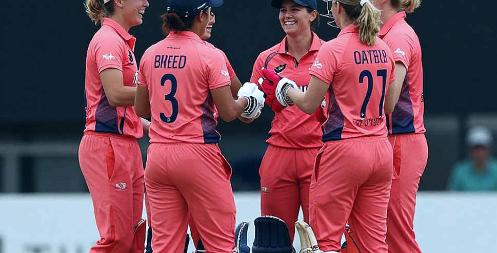 NZ vs IND तीसरा T20I: अभिषेक शर्मा की 38 गेंदों में 113 और 5 ओवर में 100 — रिकॉर्डों की बारिश, पर आंकड़ों की असली कहानी क्या है? NZ vs IND तीसरा T20I: अभिषेक शर्मा की 38 गेंदों में 113 और 5 ओवर में 100 — रिकॉर्डों की बारिश, पर आंकड़ों की असली कहानी क्या है?